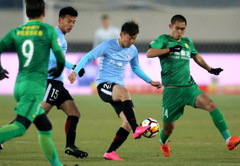  法甲保级大战混沌，五支球队深陷泥潭混战  