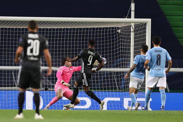  法甲联赛缩减至十八支球队  