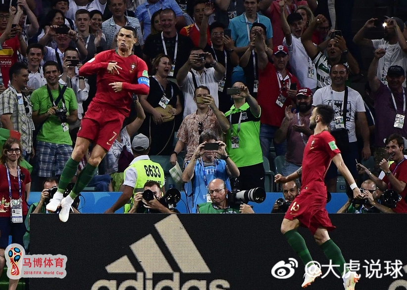  伊维恩边后卫插上威力十足，传射建功主宰比赛节奏