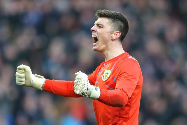  布伦瑞克门将化身叹息之墙，单场九次扑救力保城门不失