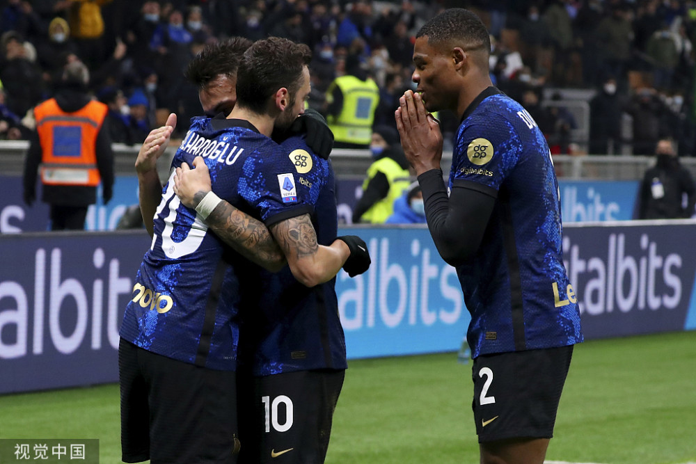  国际米兰锋线发威，蓝黑军团豪取联赛五连胜  